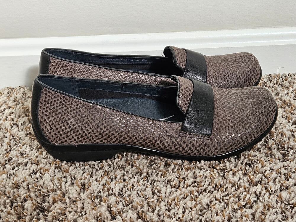 Dansko Oksana Women's 38 US 7.5-8 Snakeskin Leather Loafers Gray Black
